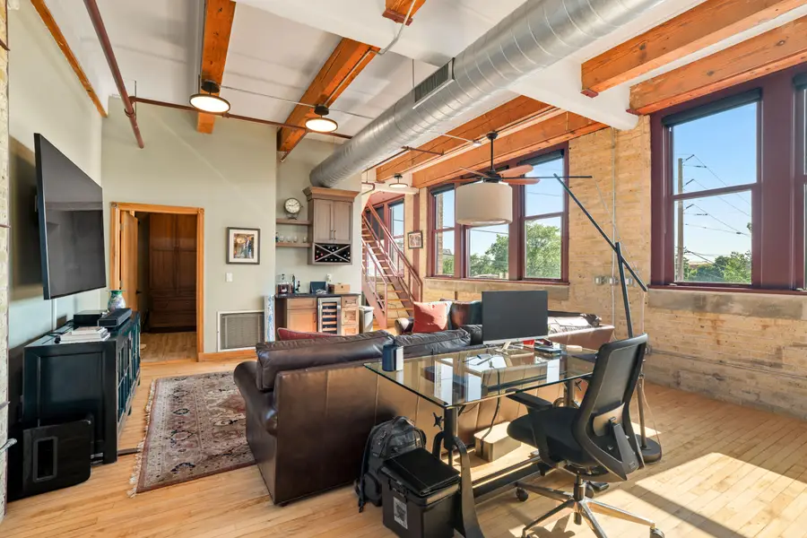 215 W Maple St, Milwaukee, WI 53204 - Image #3