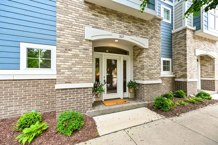 307 E Pier St, Port Washington, WI 53074 - Image #3