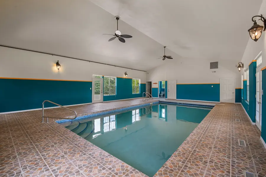 3976 Woodridge Ct, Colgate, WI 53017 - Image #2