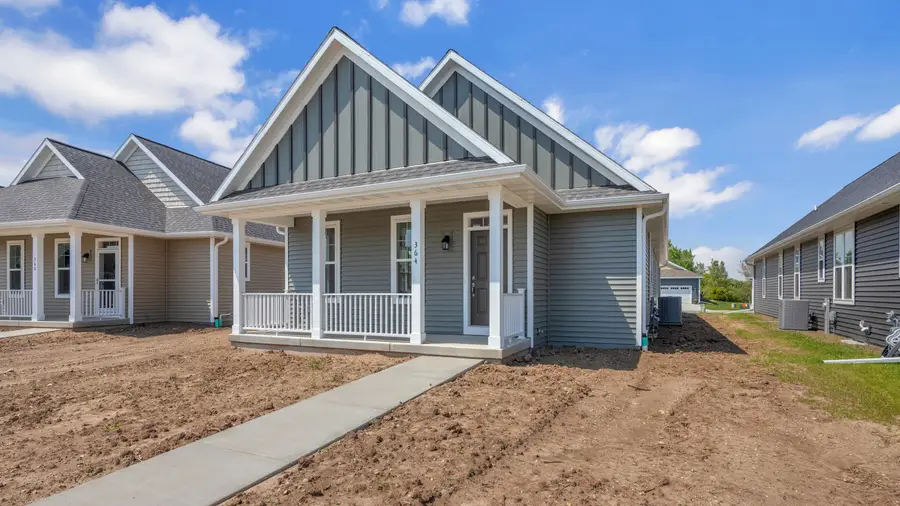 364 Willow Dr, Sheboygan Falls, WI 53085 - Image #2