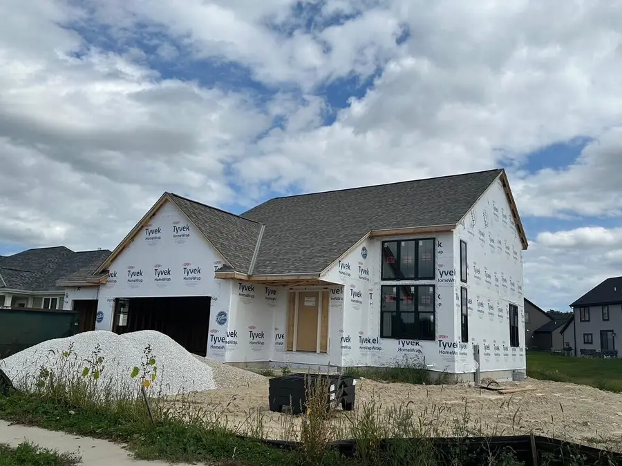 3817 White Oak Way, Waukesha, WI 53188 - Image #2