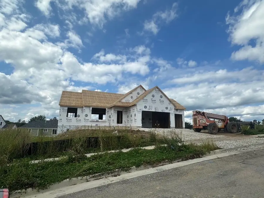 804 Viewpoint Ave, Waukesha, WI 53188 - Image #2