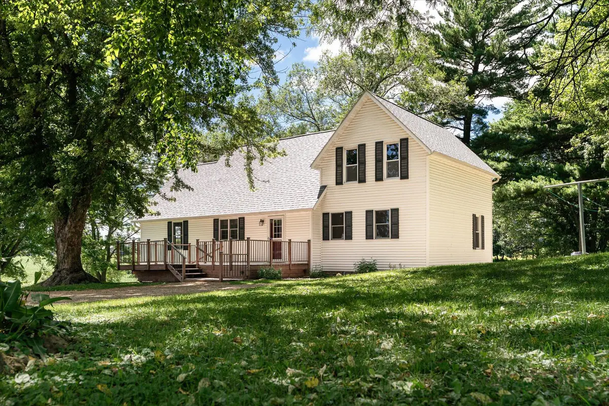 313 Black River Ave, Westby, WI 54667 - Image #1