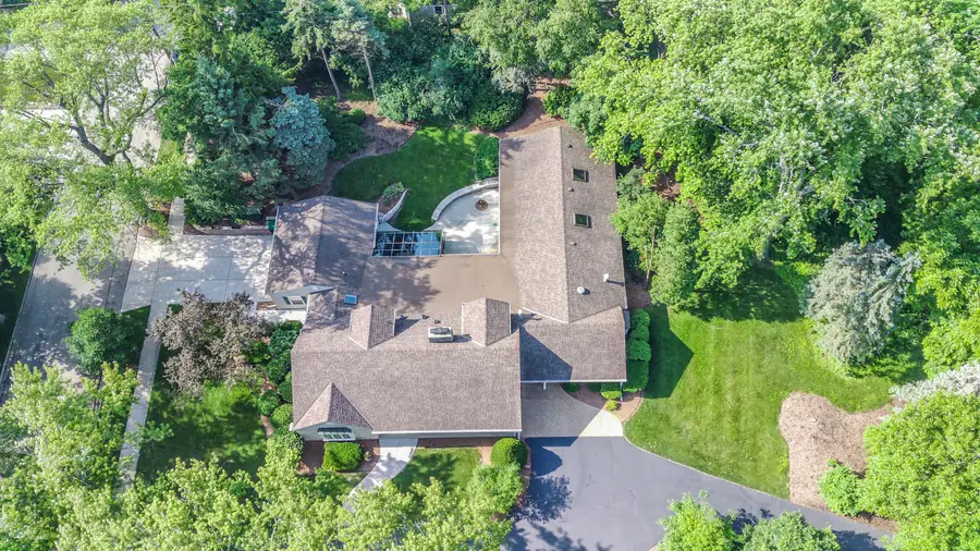 905 W Larabee St, Port Washington, WI 53074 - Image #2