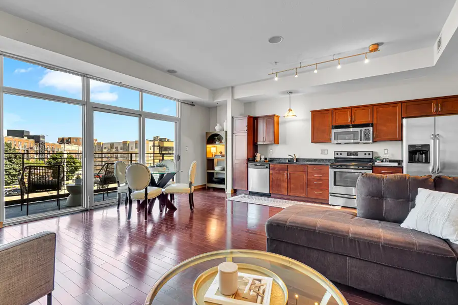 106 W Seeboth St, Milwaukee, WI 53204 - Image #3