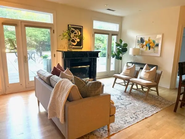 1515 N Van Buren St, Milwaukee, WI 53202