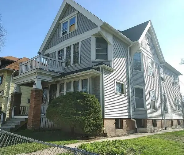 2960 N 6th St, Milwaukee, WI 53212