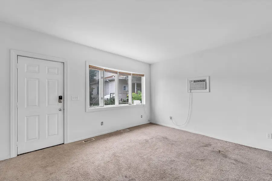 3006 W Orchard St, Milwaukee, WI 53215 - Image #3