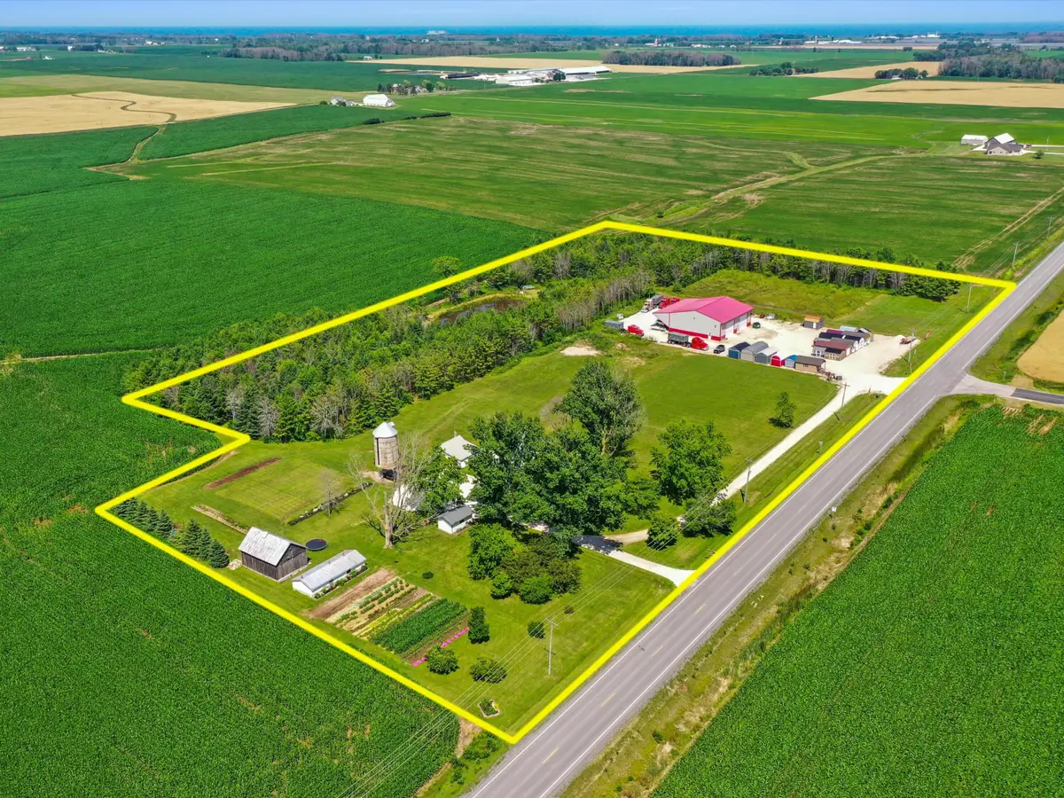 3106 E County Highway V, Mishicot, WI 54228 - Image #1