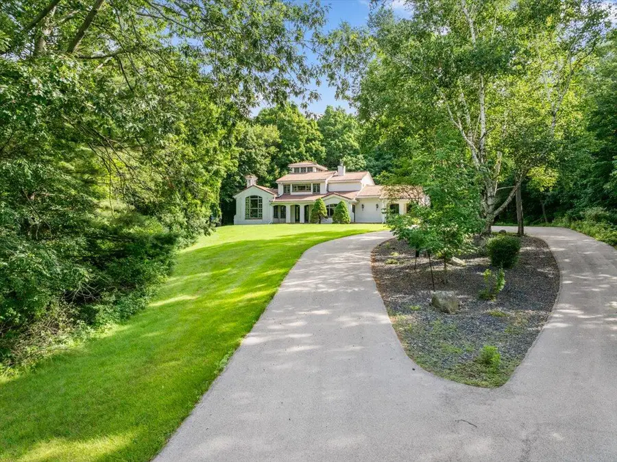 5820 E Waterford Rd, Hartford, WI 53027 - Image #3