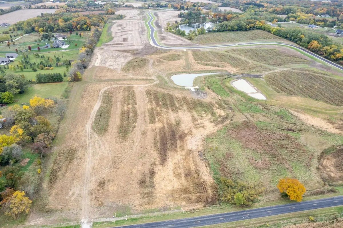 1185 Beere Ln, Rochester, WI 53105 - Image #1