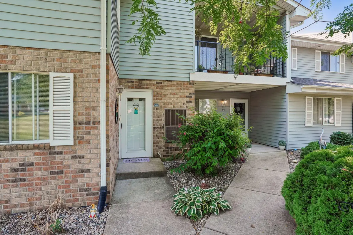 1117 N Sunnyslope Dr, Mount Pleasant, WI 53406 - Image #1