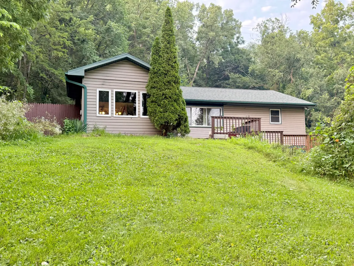 E590 Mundsack Rd, Genoa, WI 54632 - Image #1