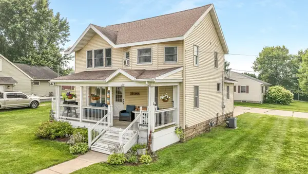 102 S Peterson Ave, Blair, WI 54616