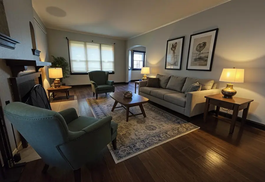 5828 W Hayes Ave, West Allis, WI 53219 - Image #3