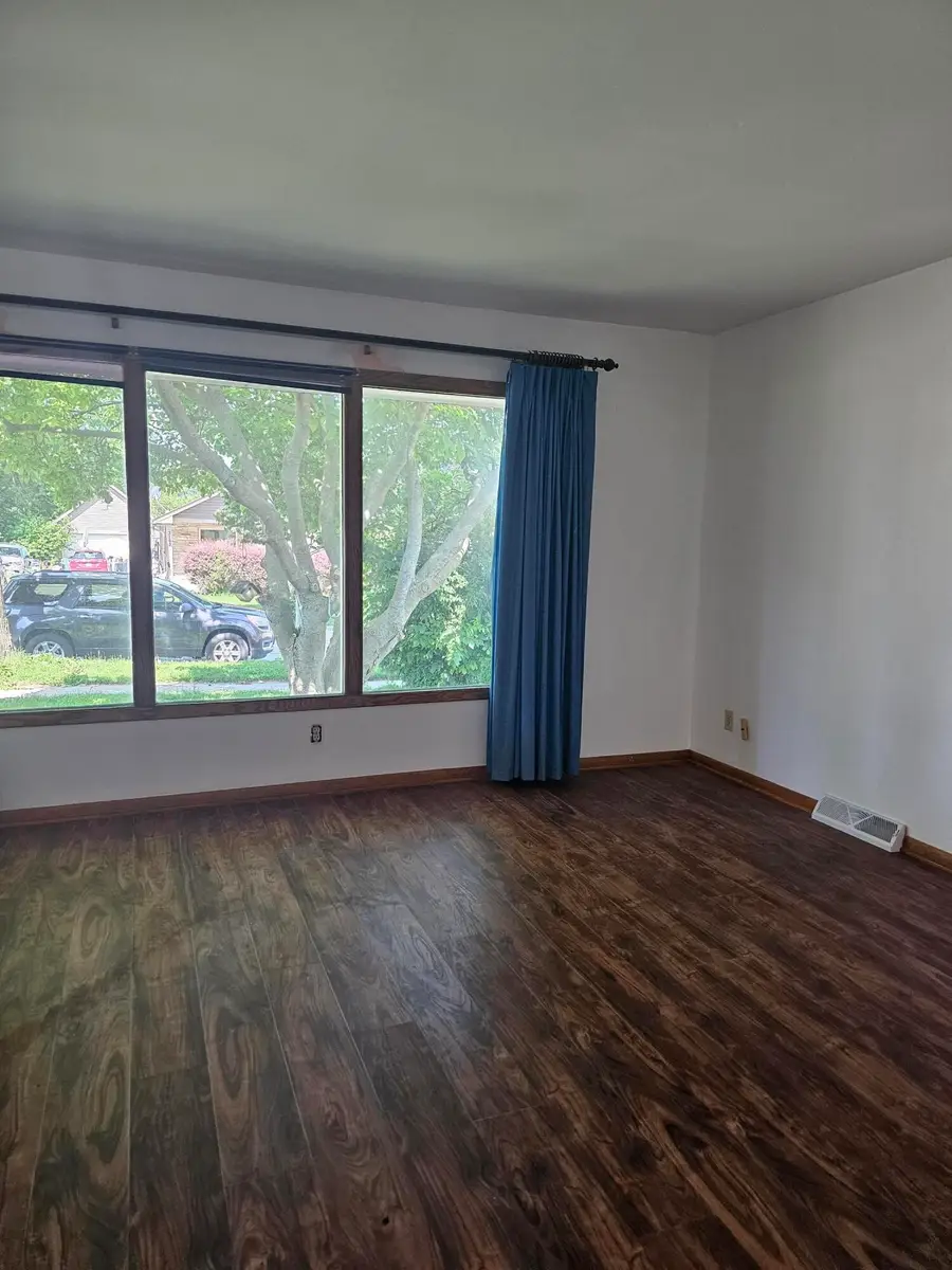 3160 S 95th St, Milwaukee, WI 53227 - Image #3