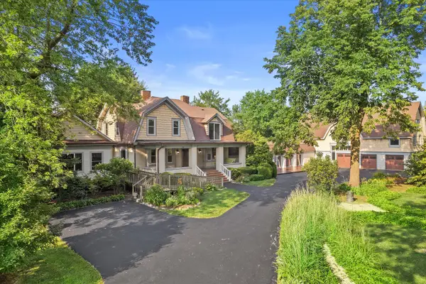 423 S Fancher Rd, Mount Pleasant, WI 53406