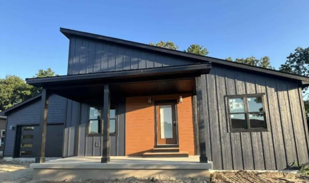 1709 Montclair Pl, Fort Atkinson, WI 53538 - Image #1