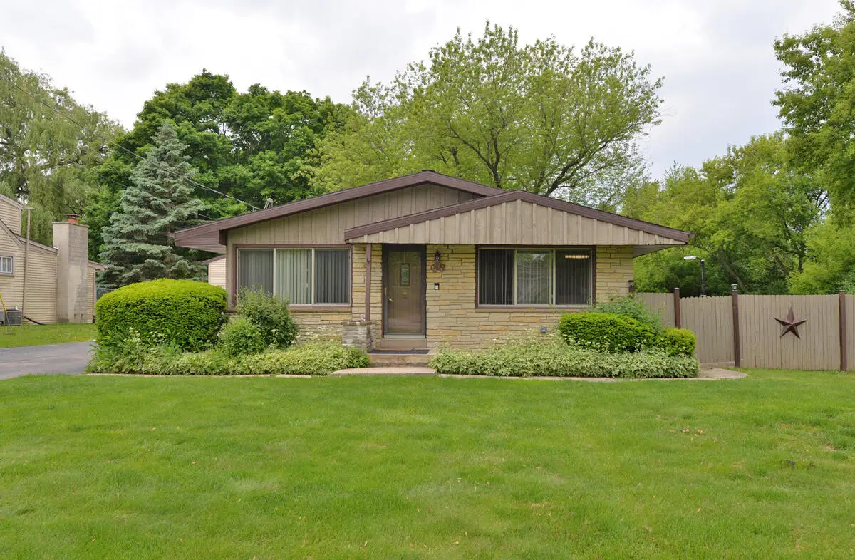 38 S Emmertsen Rd, Mount Pleasant, WI 53406 - Image #1