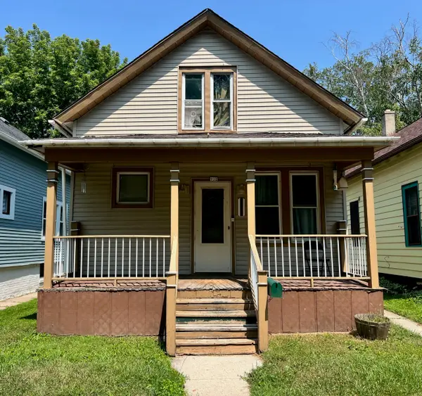 922 Georgia Ave, Sheboygan, WI 53081