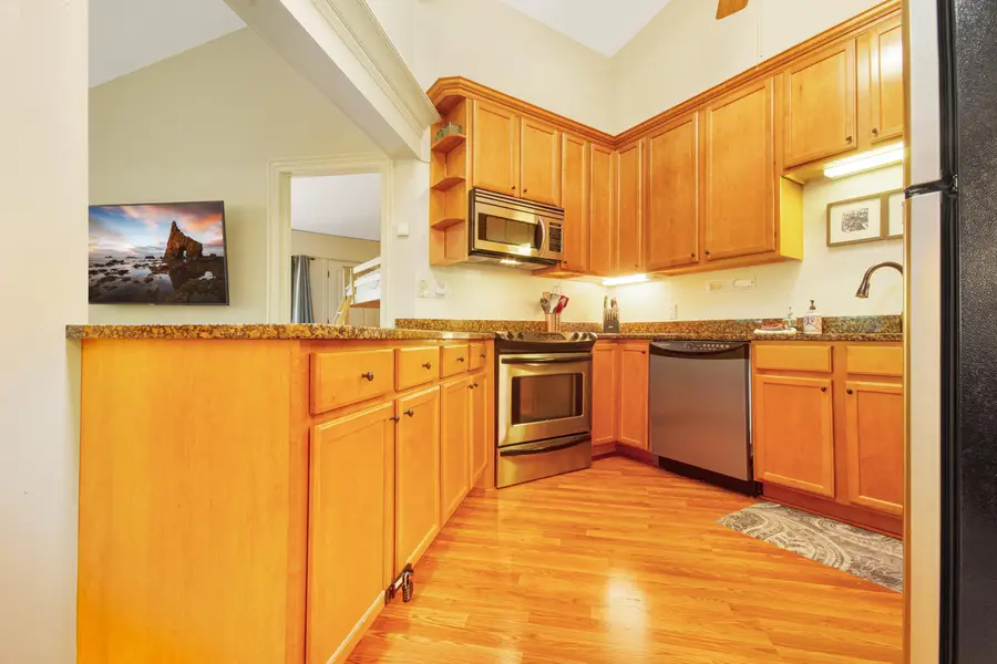 403 Deerpath W, Fontana, WI 53125 - Image #3