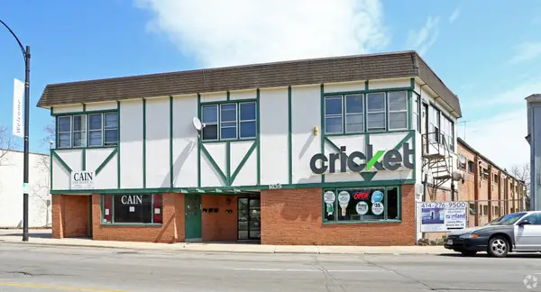 1639 Douglas Ave, Racine, WI 53404