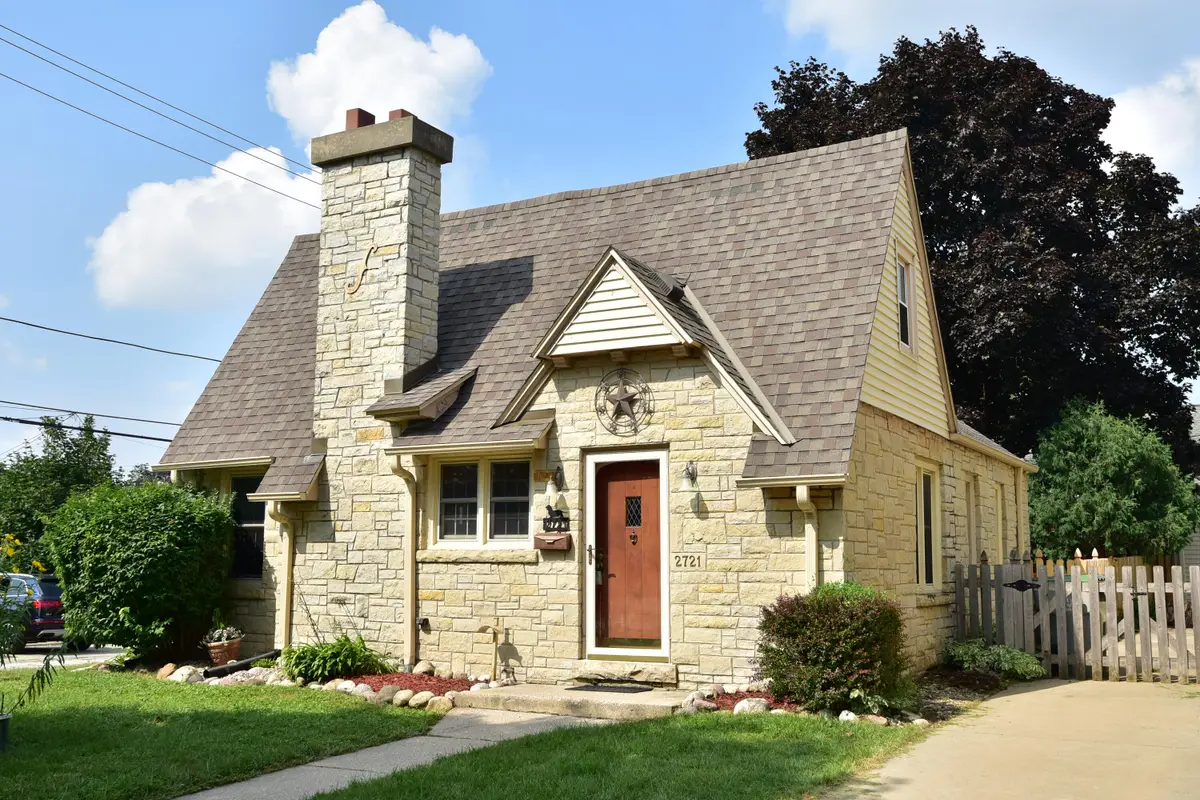 2721 N 72nd St, Milwaukee, WI 53210 - Image #1