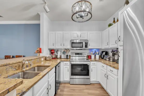 2728 Northview Rd, Waukesha, WI 53188