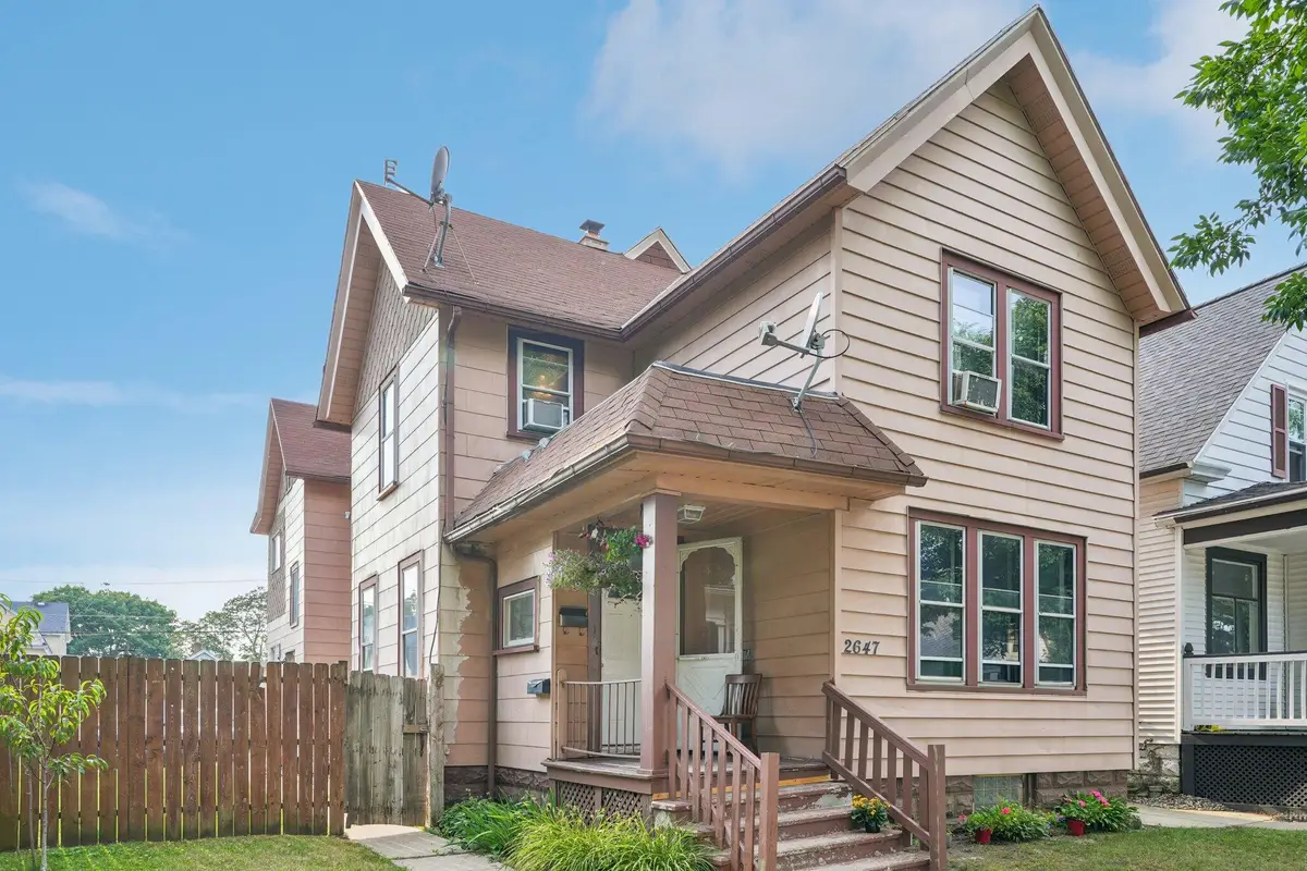 2647 S 28th St, Milwaukee, WI 53215 - Image #1