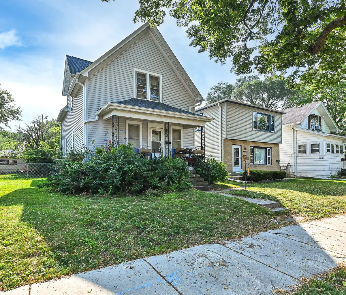 1950 S 56th St, West Allis, WI 53219 - Image #1