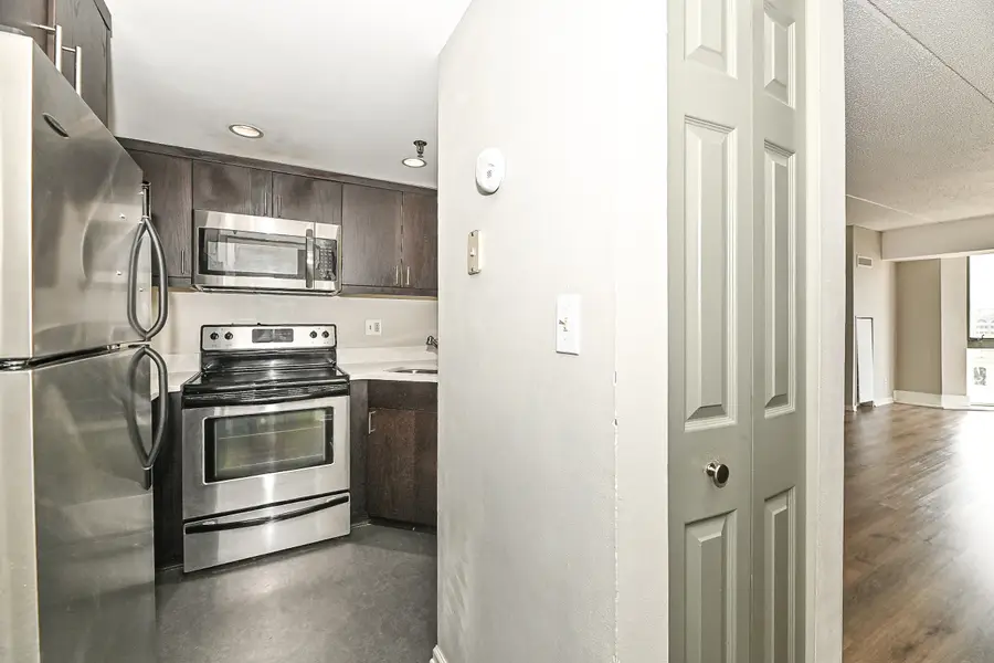 270 E Highland Ave, Milwaukee, WI 53202 - Image #2