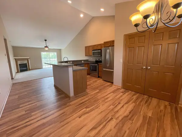 921 Village Center Dr, Mount Pleasant, WI 53406