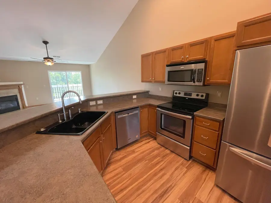 921 Village Center Dr, Mount Pleasant, WI 53406 - Image #2