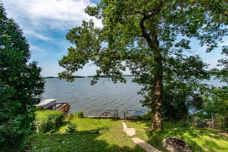N4973 Lake Dr, Hubbard, WI 53034 - Image #2