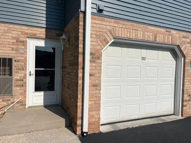 1315 N Sunnyslope Dr, Mount Pleasant, WI 53406 - Image #2