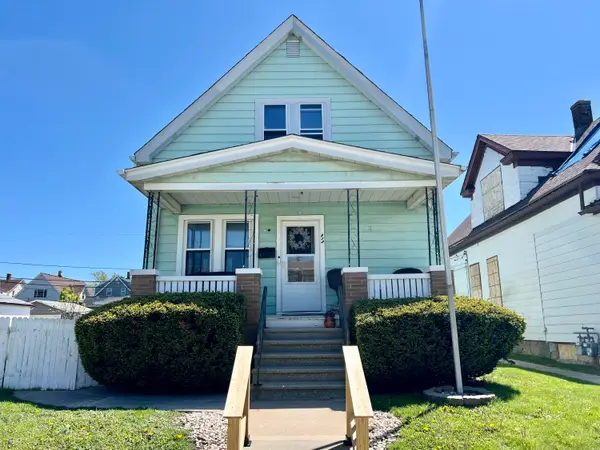 913 Manitoba Ave, South Milwaukee, WI 53172