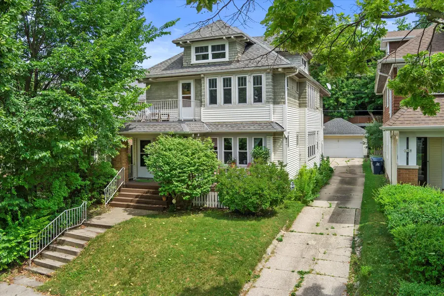 3374 N Cramer St, Milwaukee, WI 53211 - Image #2