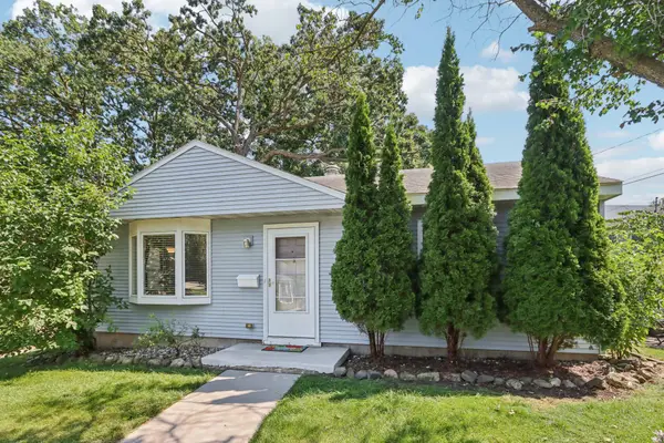 15 Craig Ave, Madison, WI 53705