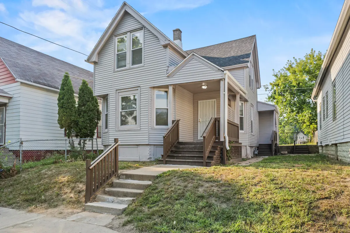 1540 W Groeling Ave, Milwaukee, WI 53206 - Image #1