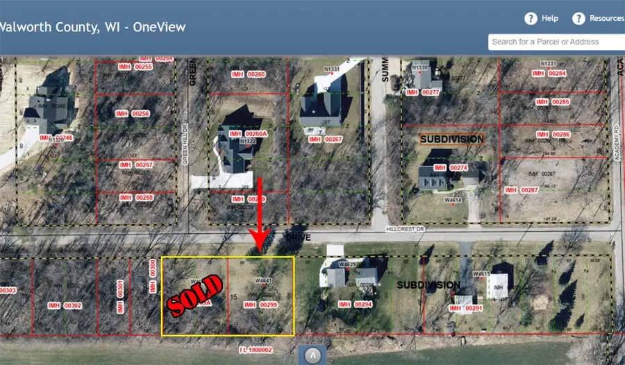 W4649 Hillcrest Dr, Fontana, WI 53125 - Image #2