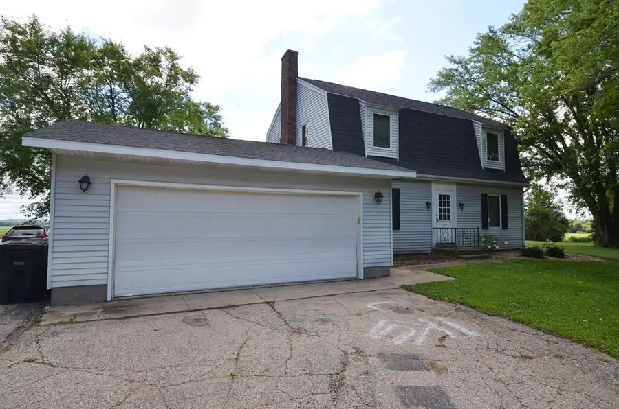 455 Howard Rd, Whitewater, WI 53190 - Image #3