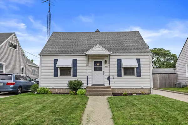 7851 19th Ave, Kenosha, WI 53143