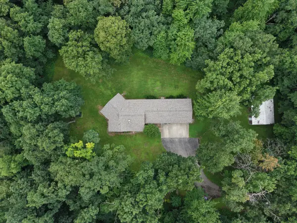 N5851 County Road A, Oak Grove, WI 53039