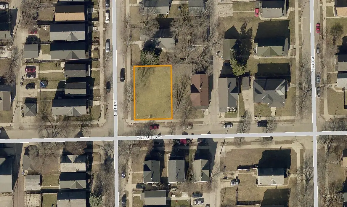 3726 W Garfield Ave, Milwaukee, WI 53208 - Image #1