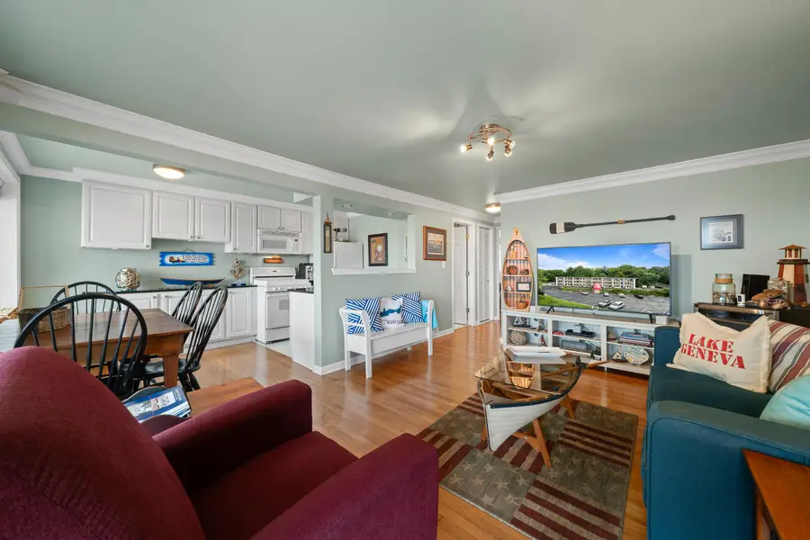 227 Dewey Ave, Fontana, WI 53125 - Image #2