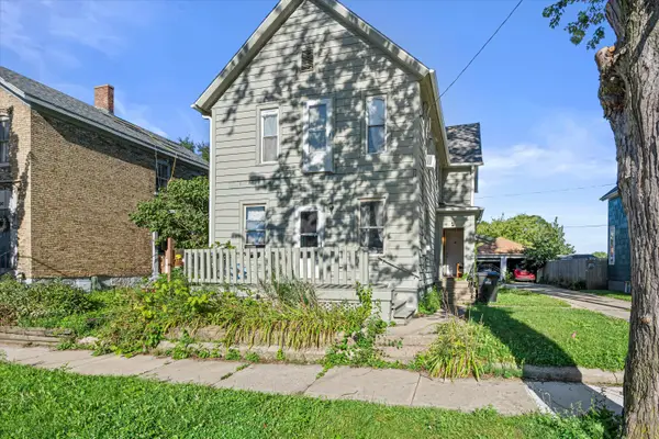 1217 Erie St, Racine, WI 53402