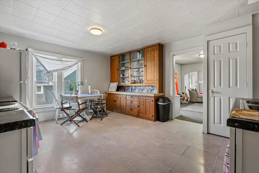 1217 Erie St, Racine, WI 53402 - Image #2