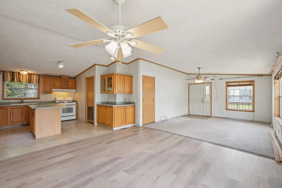 52 Lapidary Ln, Janesville, WI 53548 - Image #2