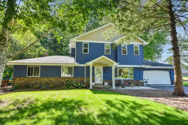 N95W23715 Hermitage Dr, Lisbon, WI 53017