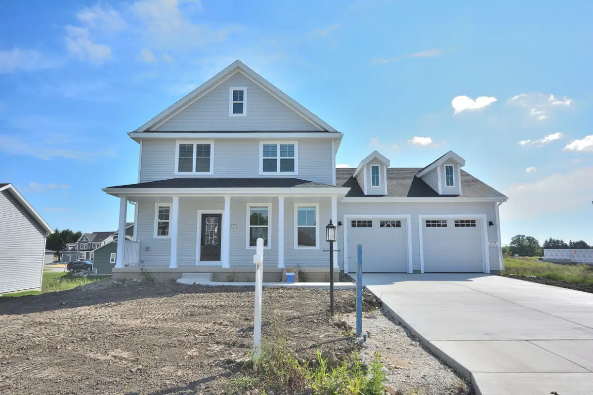 W199N5322 Ponderosa Ct, Menomonee Falls, WI 53051 - Image #1